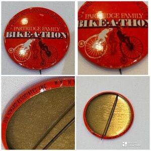 Vtg 70s American Cancer Society Partridge, Family Bike-A-Thon promotional button
